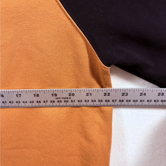 Free ship - Vans Classic Crewneck Sweater - Picture 6 of 7